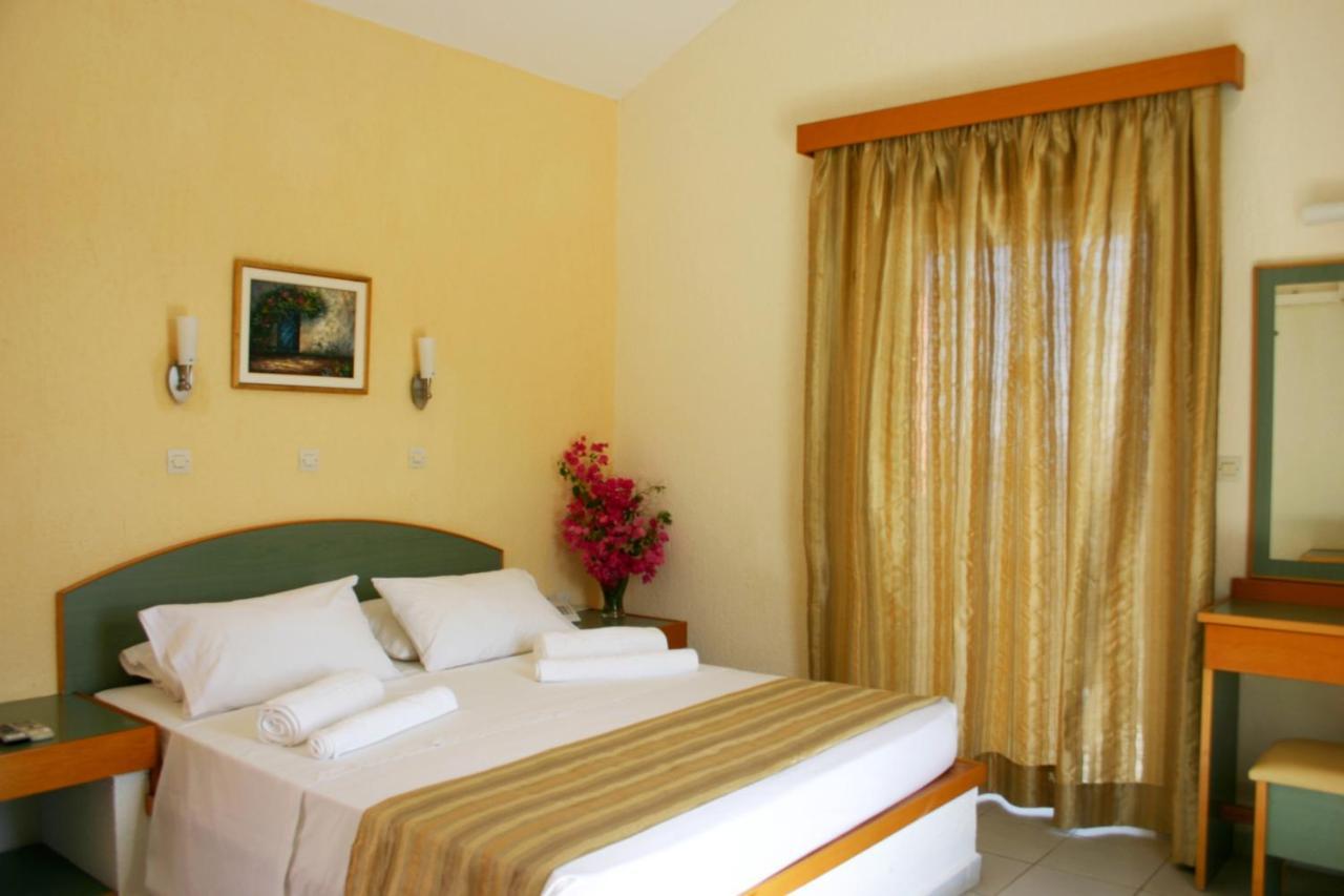 Porto Skala Village Hotel Skala (Kefalonia) Exterior photo